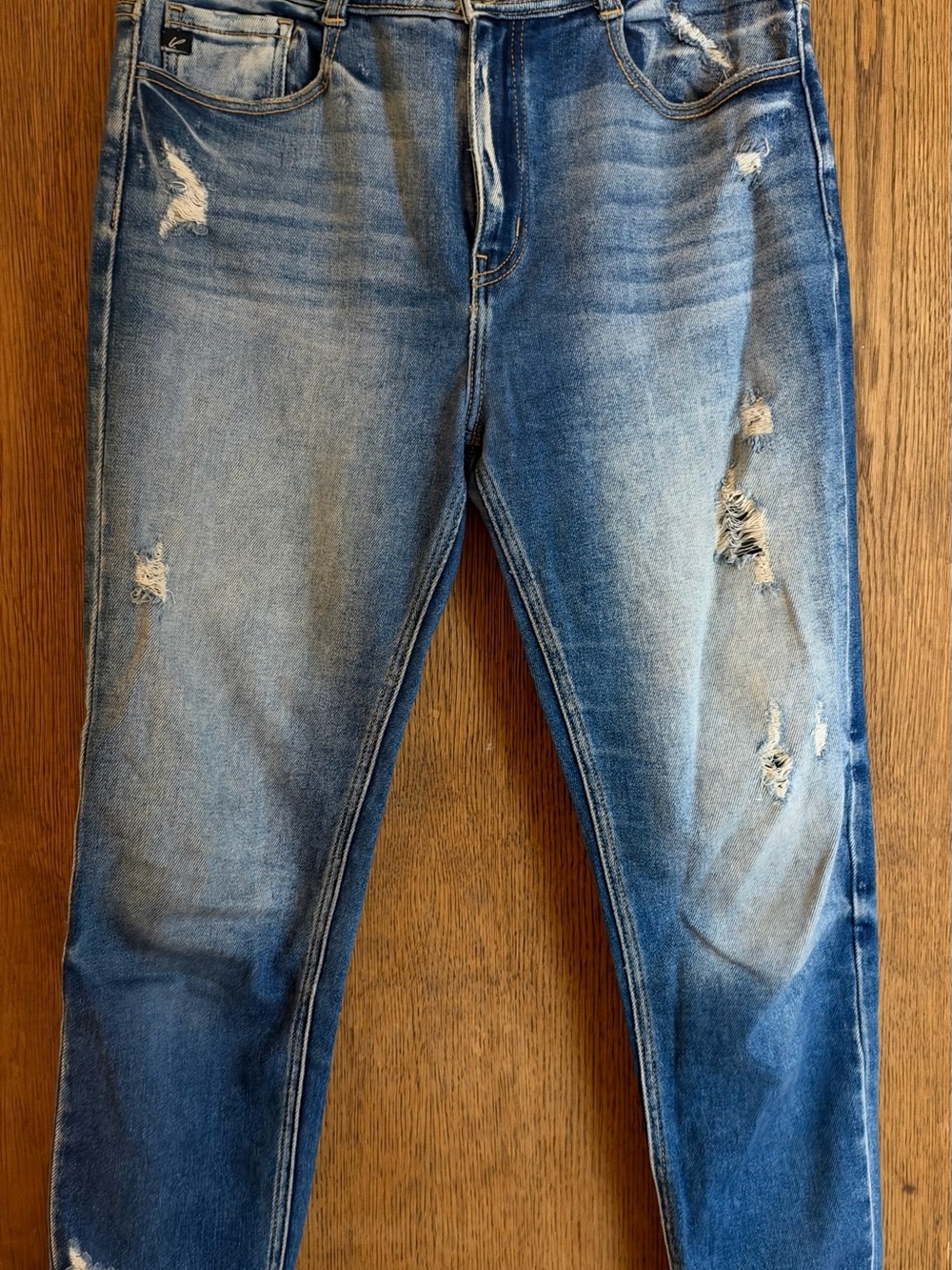 KanCan Women's Skinny Jeans in Light Blue Distressed Wash